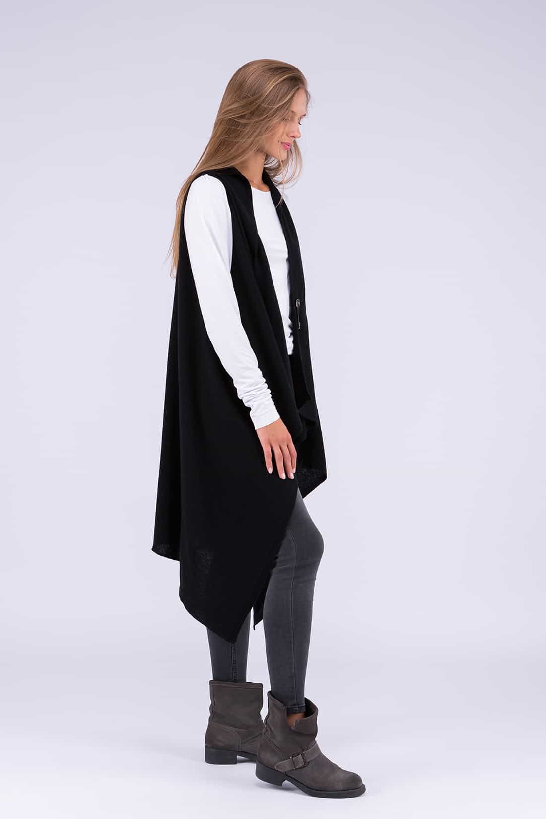 Black long wool cardigan for women NUUK – Image 4