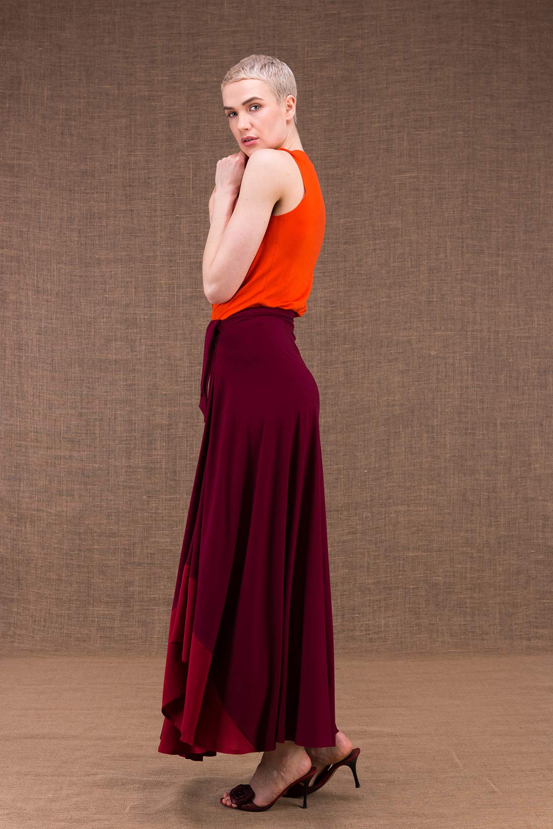 Burgundy long viscose jersey skirt BLIZZAIR – Image 2