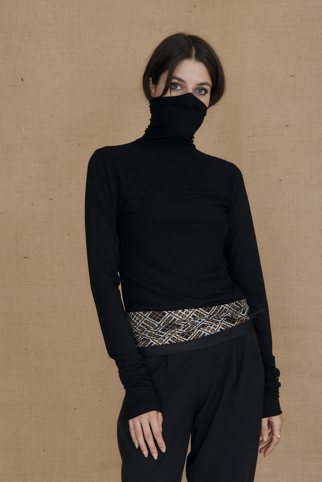 Col roulé noir fin pour femme en jersey viscose WONDER