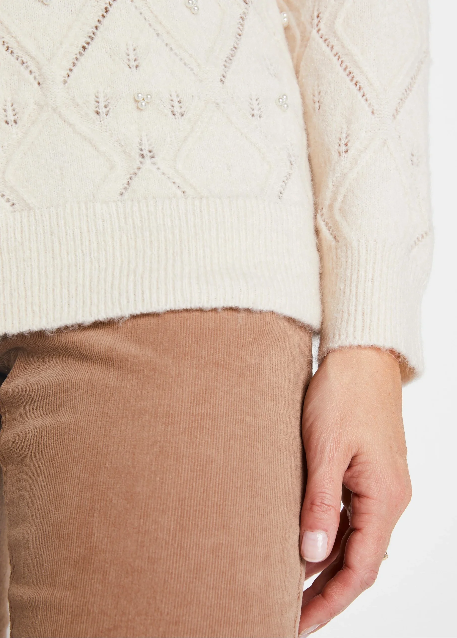 Pull doux ajouré perlé col montant – Image 4