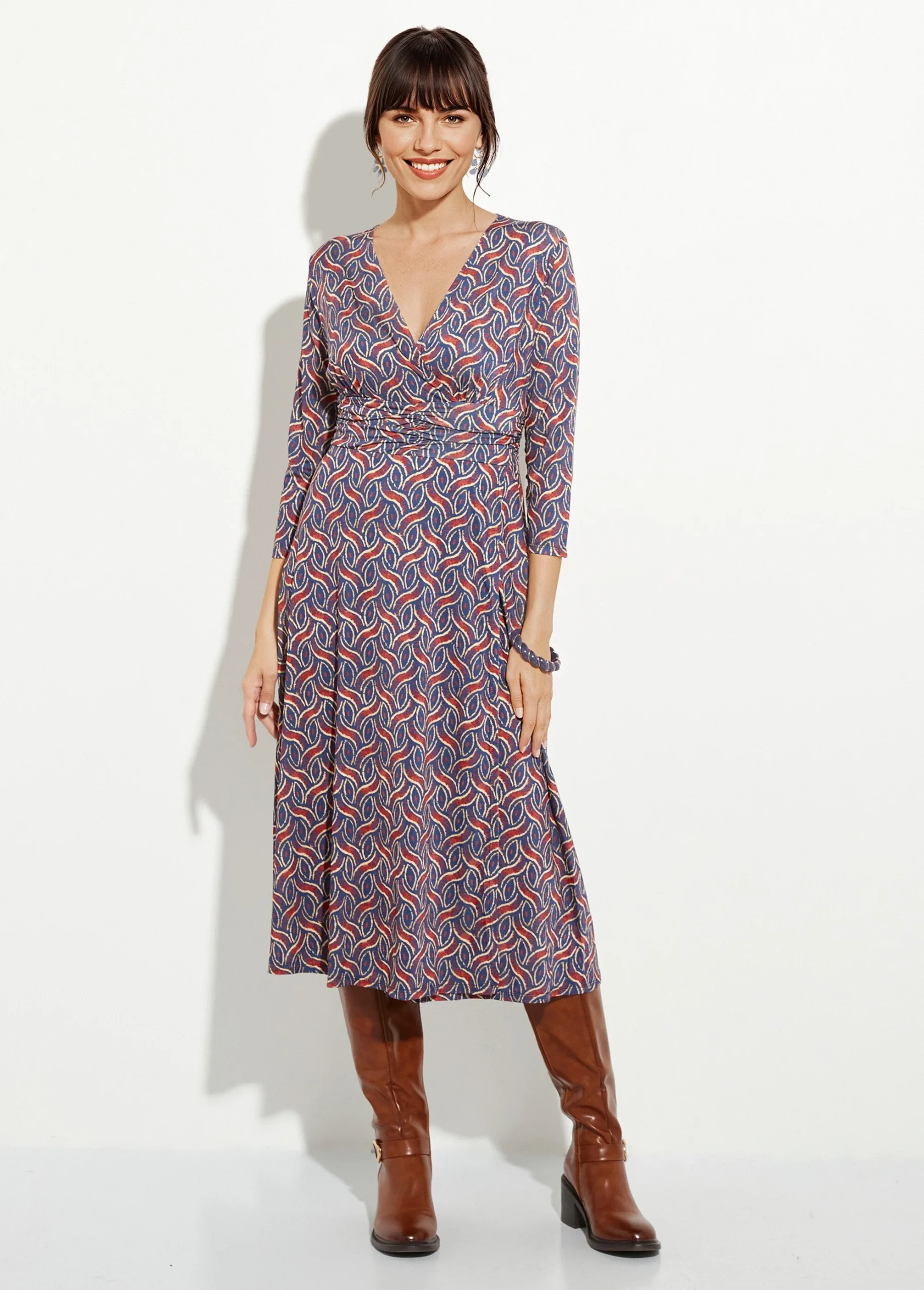 Robe fluide taille plissée motif ethnique